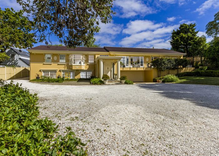  at 40 Shakespeare Road, Milford, North Shore City, Auckland