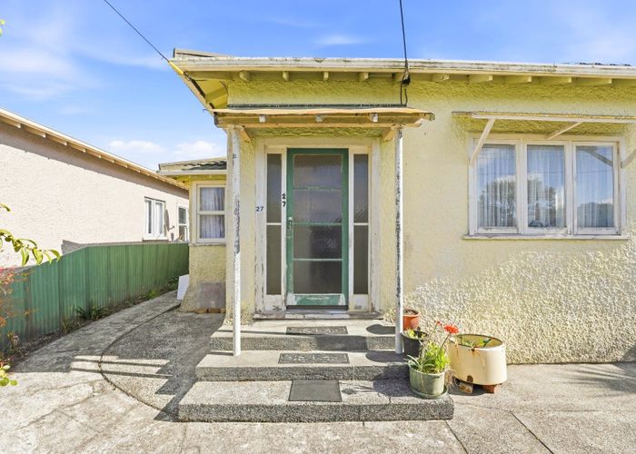 at 27 Mahoney Street, Whanganui East, Whanganui, Manawatu / Whanganui