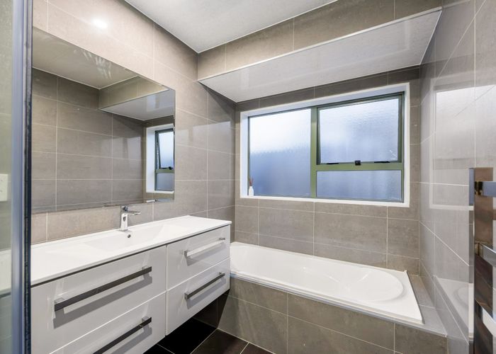  at 10A Cullen Avenue, Wesley, Auckland