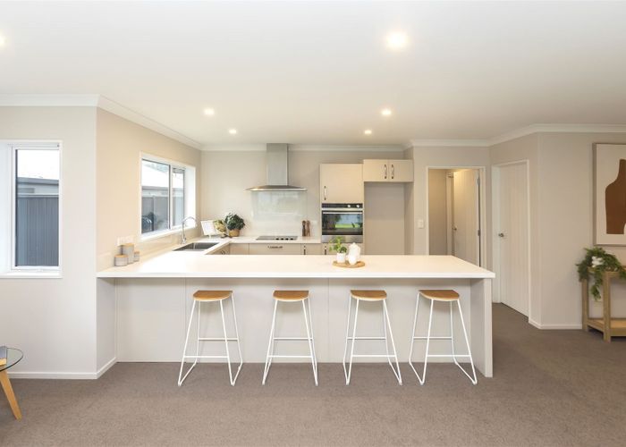  at 1/60 Port Hills Road, Heathcote Valley, Christchurch