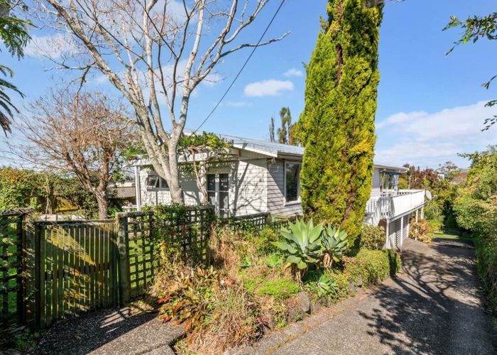  at 18A Dallinghoe Crescent, Milford, North Shore City, Auckland