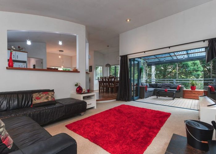  at 220 Woodlands Park Rd, Titirangi, Waitakere City, Auckland