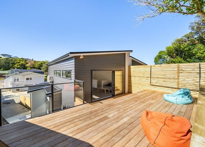  at 11E Barberry Grove, Maungaraki, Lower Hutt