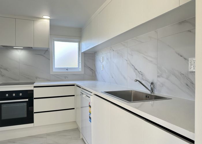  at 1-14 Graham Bell Ave, Mount Roskill, Auckland City, Auckland