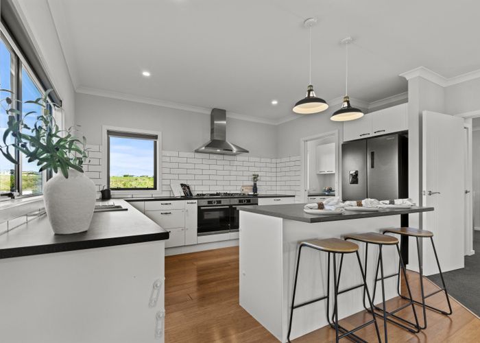  at 1 Vaucluse Heights, Fitzherbert, Palmerston North, Manawatu / Whanganui