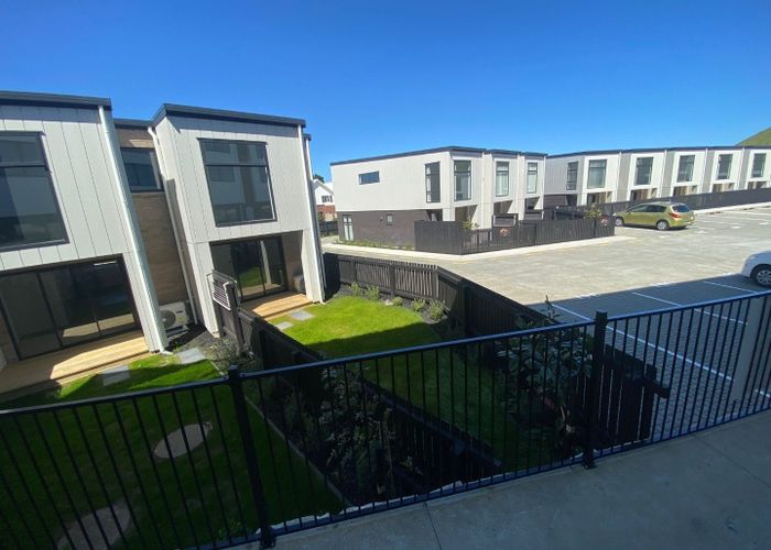  at 1 Tima Lane, Mangere Bridge, Auckland