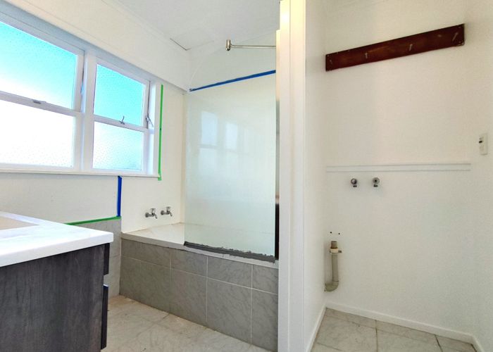  at 2/121a Selwyn street, Onehunga, Auckland City, Auckland