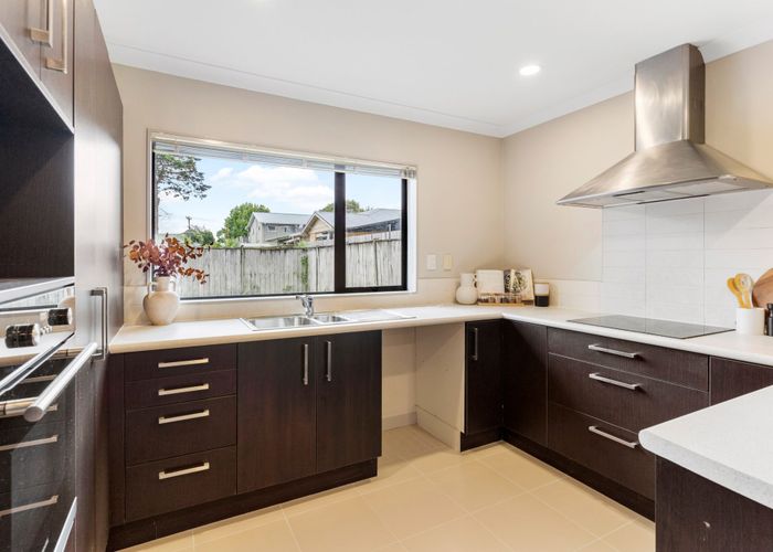  at 2B Waikaukau Road, Glen Eden, Auckland