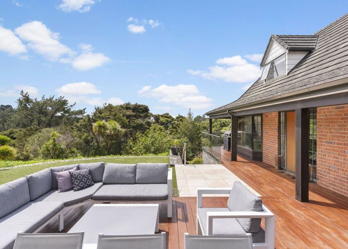  at 361i Paremoremo Road, Paremoremo, North Shore City, Auckland