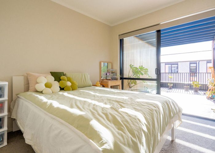  at 2 Kerewhenua Crescent, Hobsonville, Waitakere City, Auckland