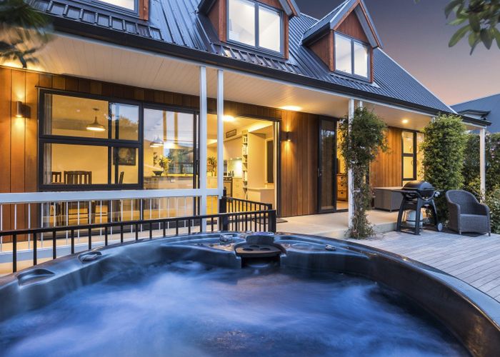  at 20 Brownville Crescent, Maori Hill, Dunedin