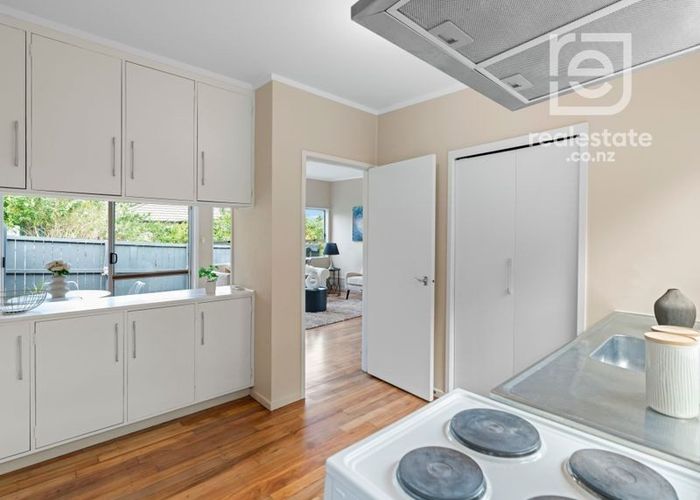  at 2/160 Mount Smart Road, Royal Oak, Auckland City, Auckland