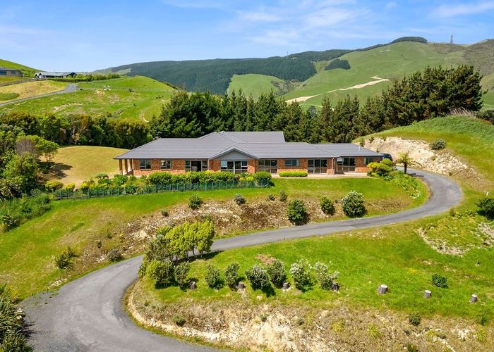  at 50 Bing Lucas Drive, Tawa, Wellington