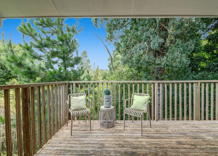  at 2/15 Pemberton Avenue, Bayview, North Shore City, Auckland