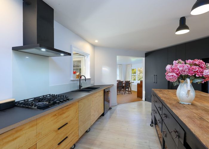  at 147 Kina Beach Road, Tasman