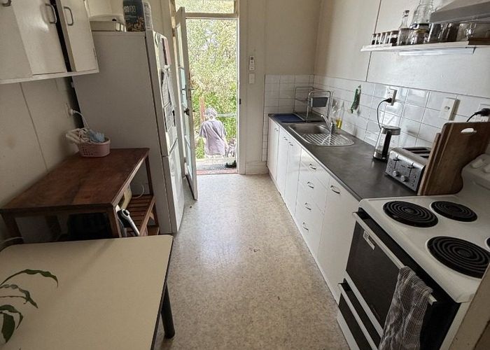  at 4A Rixon Grove, Mount Victoria, Wellington, Wellington