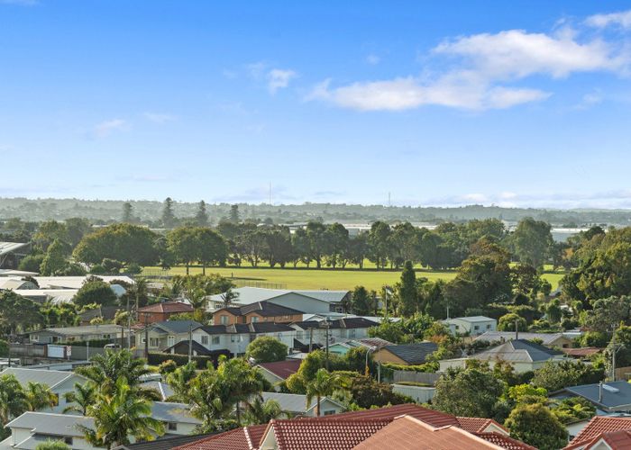  at 410/1817A Great North Road, Avondale, Auckland City, Auckland