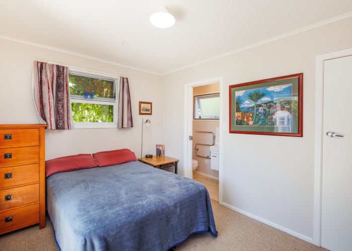  at 15 Ferry Street, Foxton Beach, Horowhenua, Manawatu / Whanganui