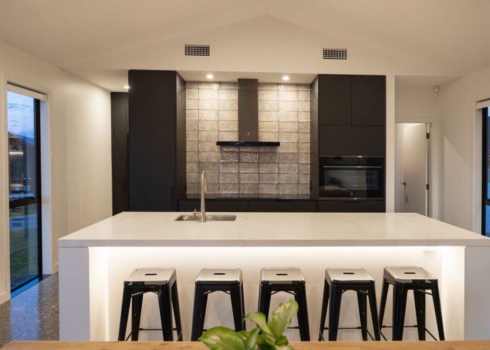  at 3 Castlebridge Lane, Palmerston North