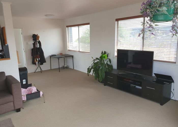  at 1/47 Totara Road, Te Atatu Peninsula, Waitakere City, Auckland