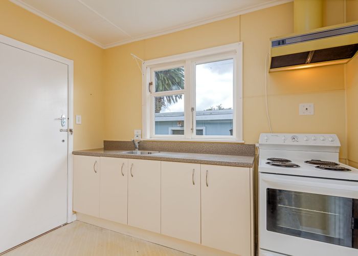  at 14 Chester Crescent, West End, Palmerston North, Manawatu / Whanganui