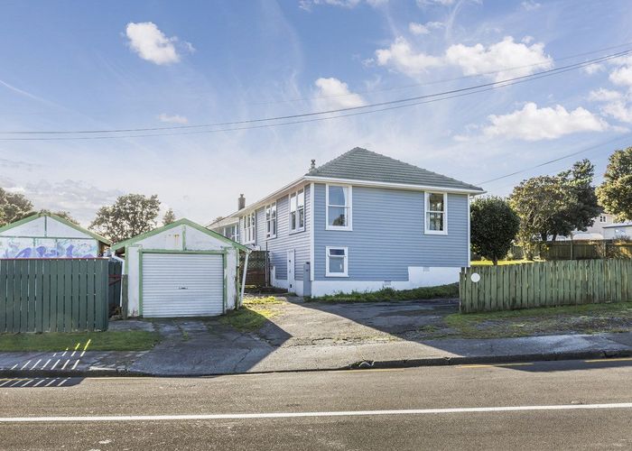  at 17 Dimock Street, Titahi Bay, Porirua, Wellington