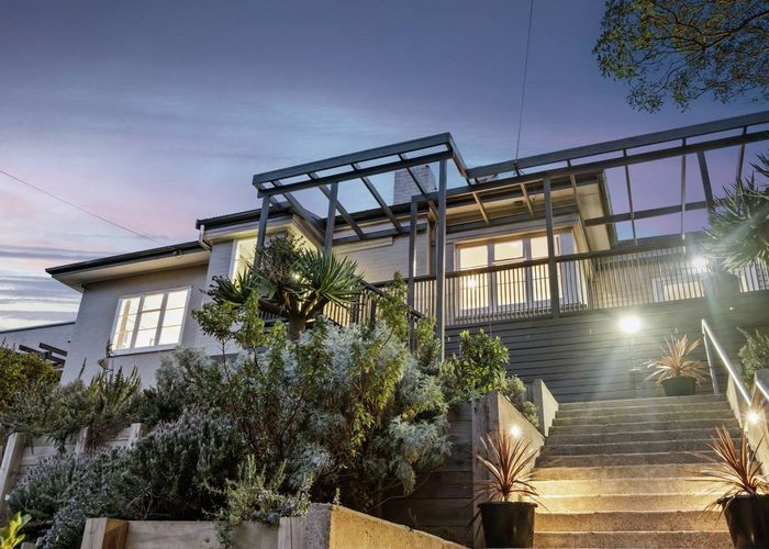  at 1B Shalimar Crescent, Khandallah, Wellington