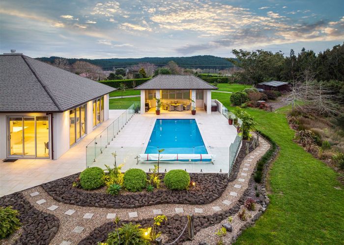 Free property data for 471 CoatesvilleRiverhead Hwy, Coatesville