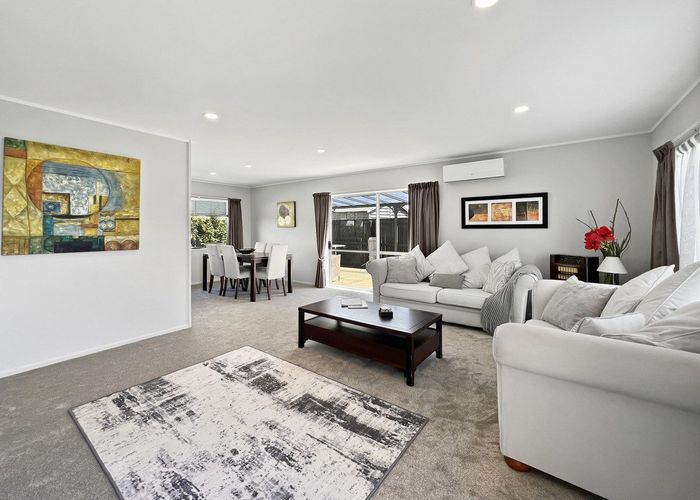  at 15 Hocken Place, Mangere Bridge, Auckland