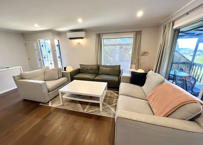  at 83a Colwill Road, Massey, Waitakere City, Auckland