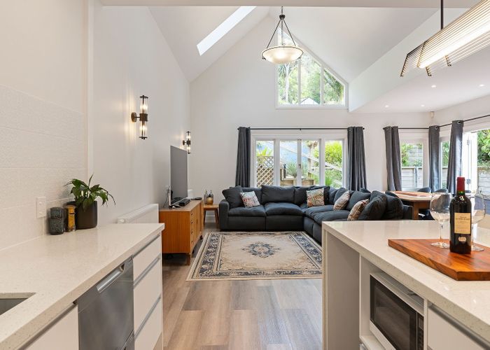  at 210 Oriental Parade, Oriental Bay, Wellington, Wellington