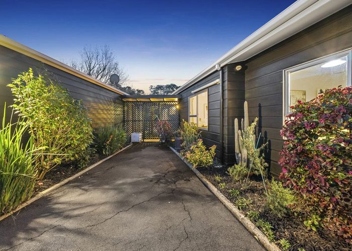  at 4 Nevada Avenue, Pakuranga Heights, Manukau City, Auckland