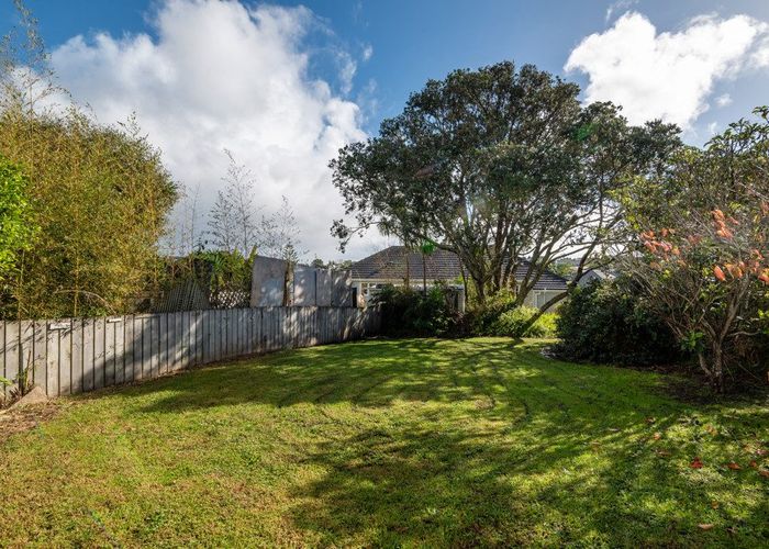  at 6 Moa Street, Belmont, North Shore City, Auckland
