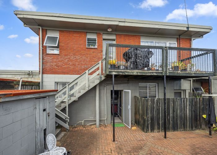  at 19B Grey Street, Glenholme, Rotorua, Bay Of Plenty