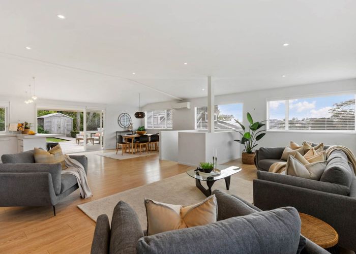  at 18 Sandford Street, Campbells Bay, North Shore City, Auckland