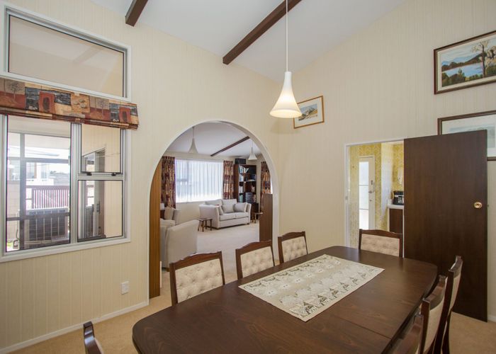  at 11 Rembrandt Avenue, Tawa, Wellington