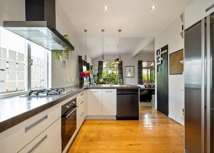  at 18 Tainui Street, Somerfield, Christchurch