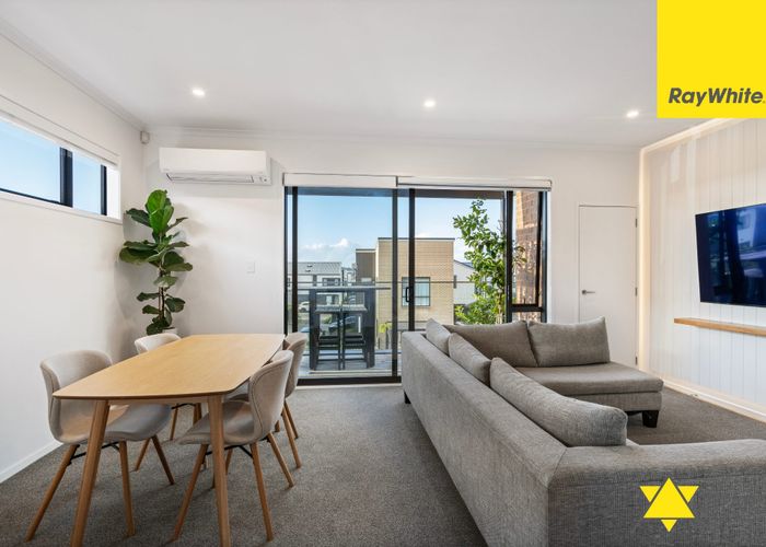  at 21/1 Scott Road, Hobsonville, Waitakere City, Auckland