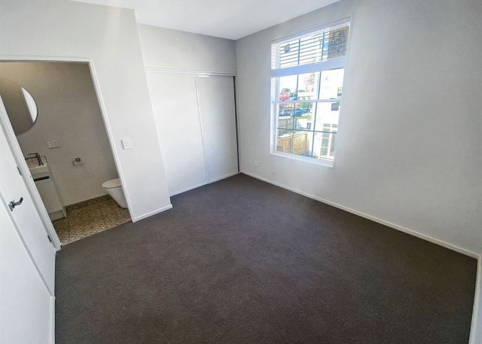 at 3/9 Bunyan Street, Waltham, Christchurch