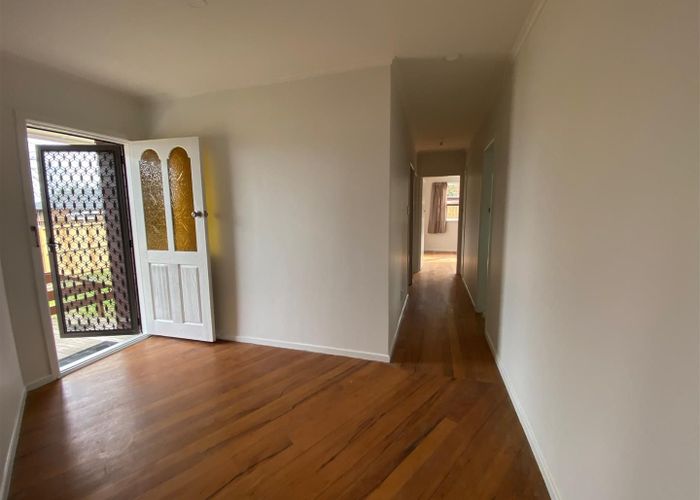  at 163 Edgewater Drive, Pakuranga, Auckland