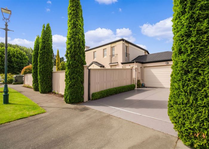  at 12 Chateau Drive, Burnside, Christchurch