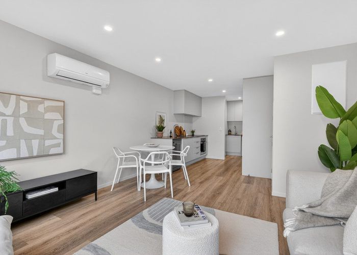  at 8/25 Bush Street, Naenae, Lower Hutt, Wellington