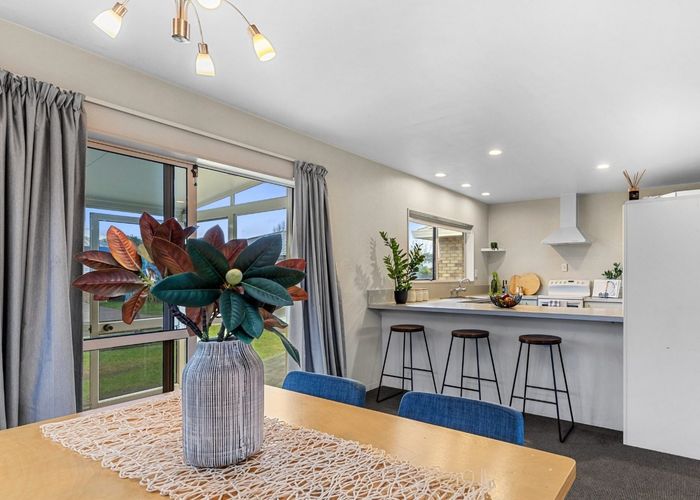  at 72 Evans Road, Papamoa, Tauranga, Bay Of Plenty