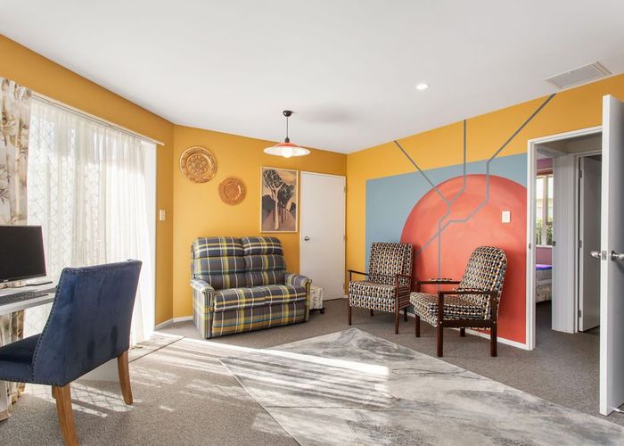  at 15 Charlotte Lane, Woolston, Christchurch