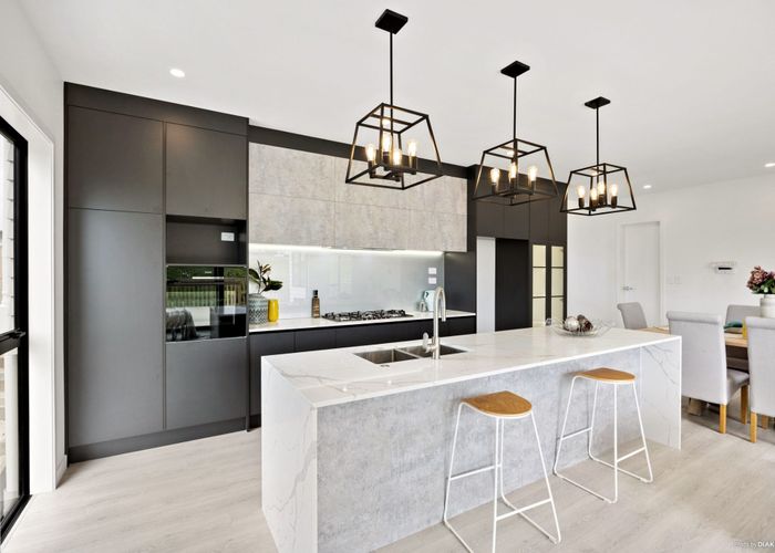  at 7 Crows Road, Swanson, Auckland