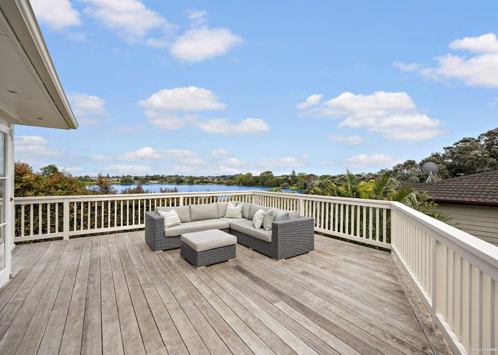  at 32 Domain Road, Panmure, Auckland