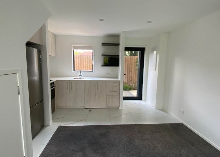  at 8/19 Karamu Street, Te Atatu Peninsula, Waitakere City, Auckland