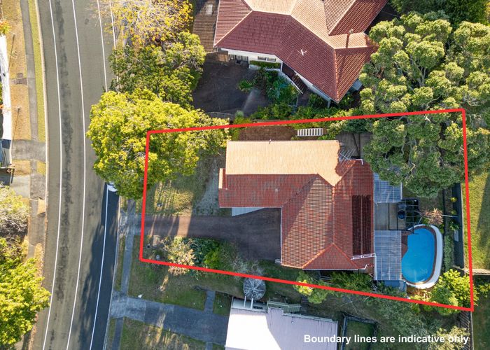  at 31 John Downs Drive, Browns Bay, North Shore City, Auckland