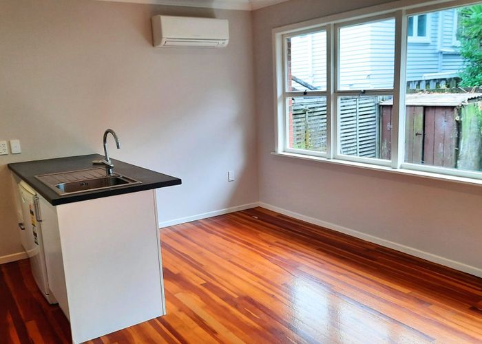  at 35 Athens Road, Onehunga, Auckland City, Auckland