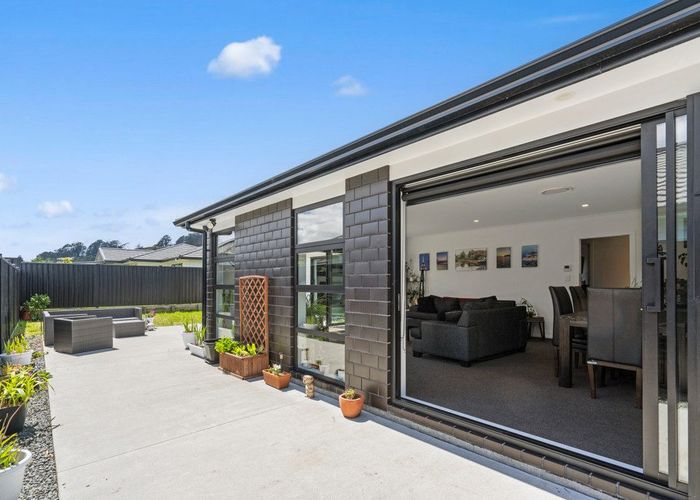  at 97 Mawai Hakona Drive, Wallaceville, Upper Hutt, Wellington